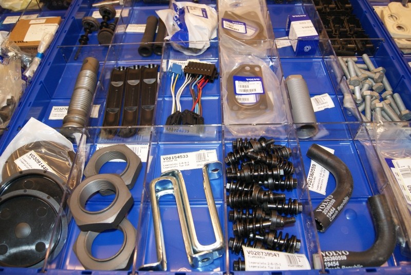 Teile und Werkzeuge in der Montageversorgung
