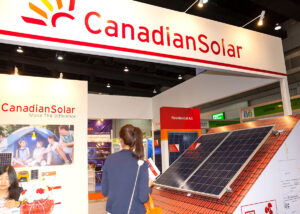 Canadian Solar - Renewable Energy Environmental Technology - Bild: Shutter B Photo|Shutterstock.com