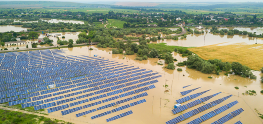 Manuseio seguro de sistemas solares durante inundações