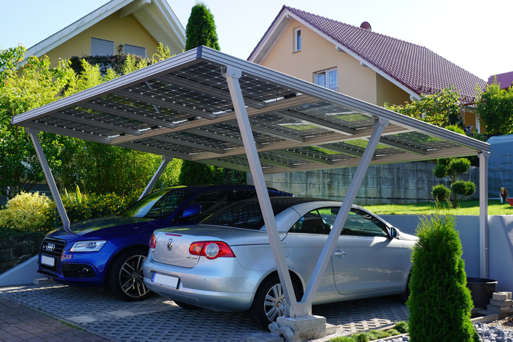 Photovoltaik Carportsystem mit transparenten Glas/Glas Solarmodulen