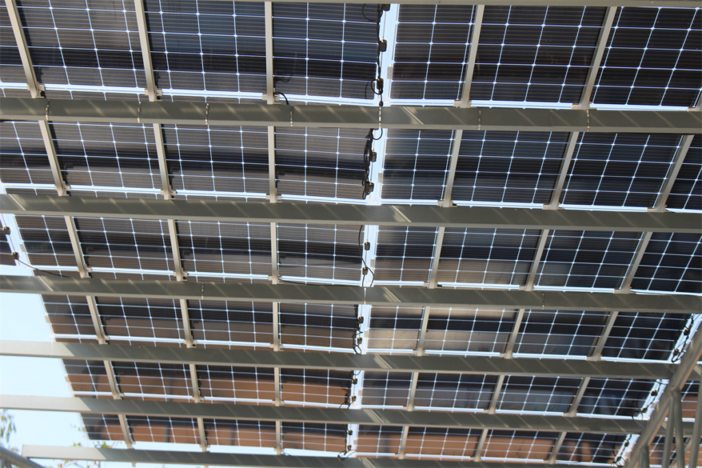 Solarlösung für Bifacial Solarmodule Montage
