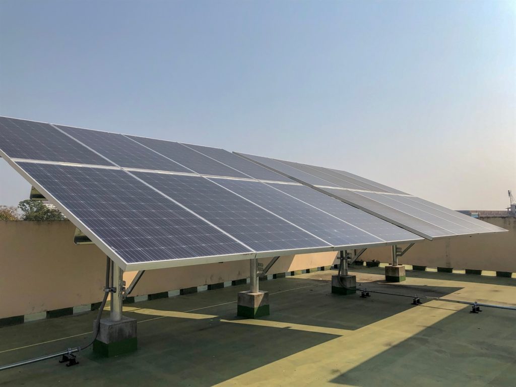 Dachanlage Unterkonstruktion für Bifazial Solarmodule