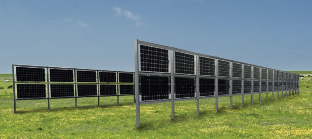 Solarzaun: AgriPV Fence Anlage mit 8 m Reihenabstand und bifazialen B72/6 – 450 Wp Modulen