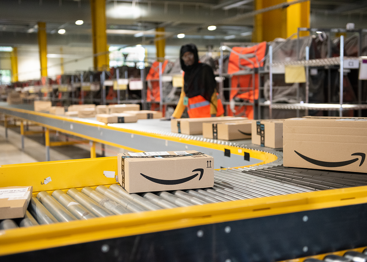 Amazon Managed Blockchain mit Track and Trace-Funktionen