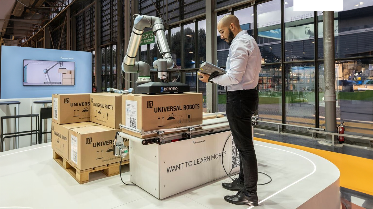 UR15 od Cobot-Pionier Universal Robots: vyšší produktivita a efektivita nákladů ve spolupráci robotiky