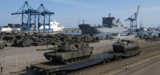 Dual-us-Logistk：ロストックの港は、NATOとBundeswehrの軍事物流の中央ノードです