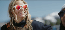 Oakley Meta HSTN智能眼镜与个人AI助理Meta AI：新一代智能运动眼镜