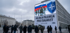 Justo a tiempo para la Conferencia de Seguridad de Munich, el titular: ¡Los 15.000 soldados de Putin pueden vencer a la OTAN!