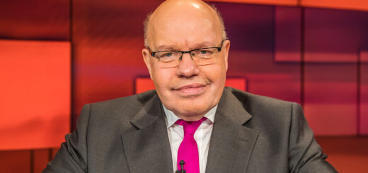 Der Mann, der Deutschland warnt | Peter Altmaier als Wirtschaftsminister: Fehlleistungen und die Mitverantwortung an der Misere