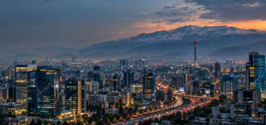 Einfach weiter so? Sanktionen und Inflation: Die wirtschaftlichen Folgen des US-Iran-Konflikts